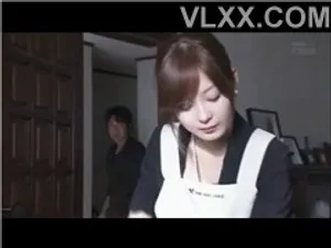 ông xã đi công tác, cô vợ ở nhà bị bạn tình của chị gái cưỡng hiếp